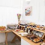 Hotel Rhenia 4*
