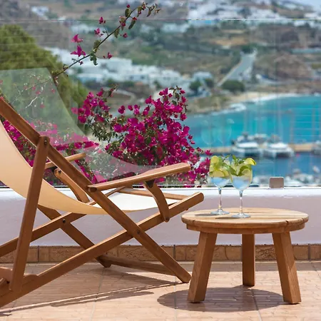 Rhenia Mykonos & Hotel Tourlos