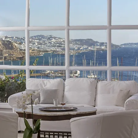 Rhenia Hotel Tourlos