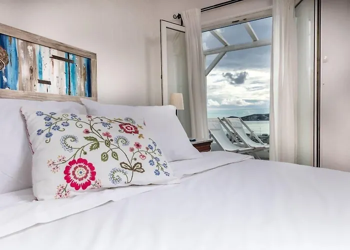 Rhenia 酒店 图罗斯